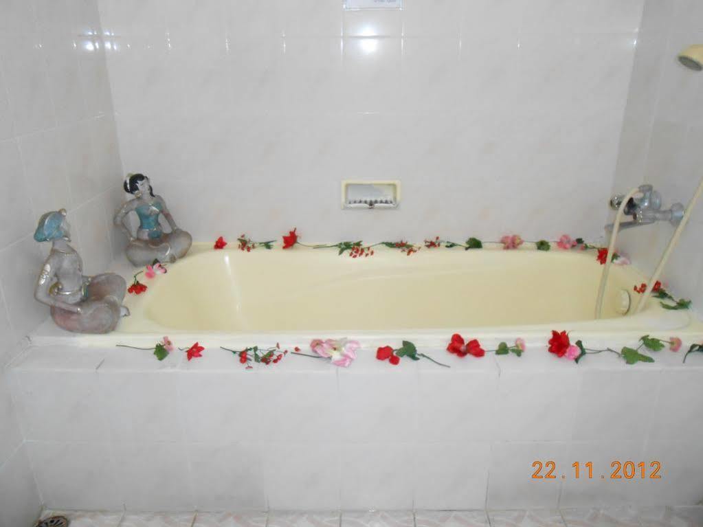 Fortuna Guest House يوغياكارتا المظهر الخارجي الصورة
