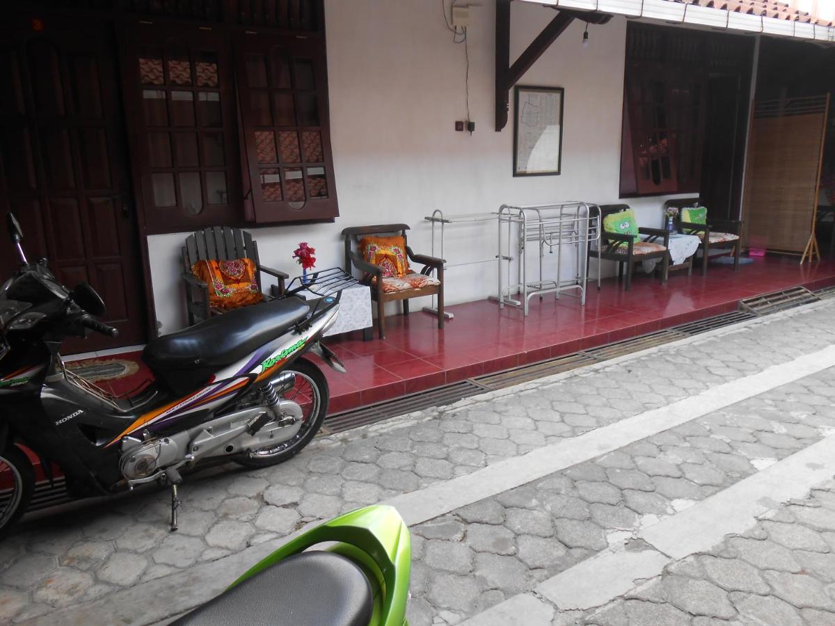Fortuna Guest House يوغياكارتا المظهر الخارجي الصورة